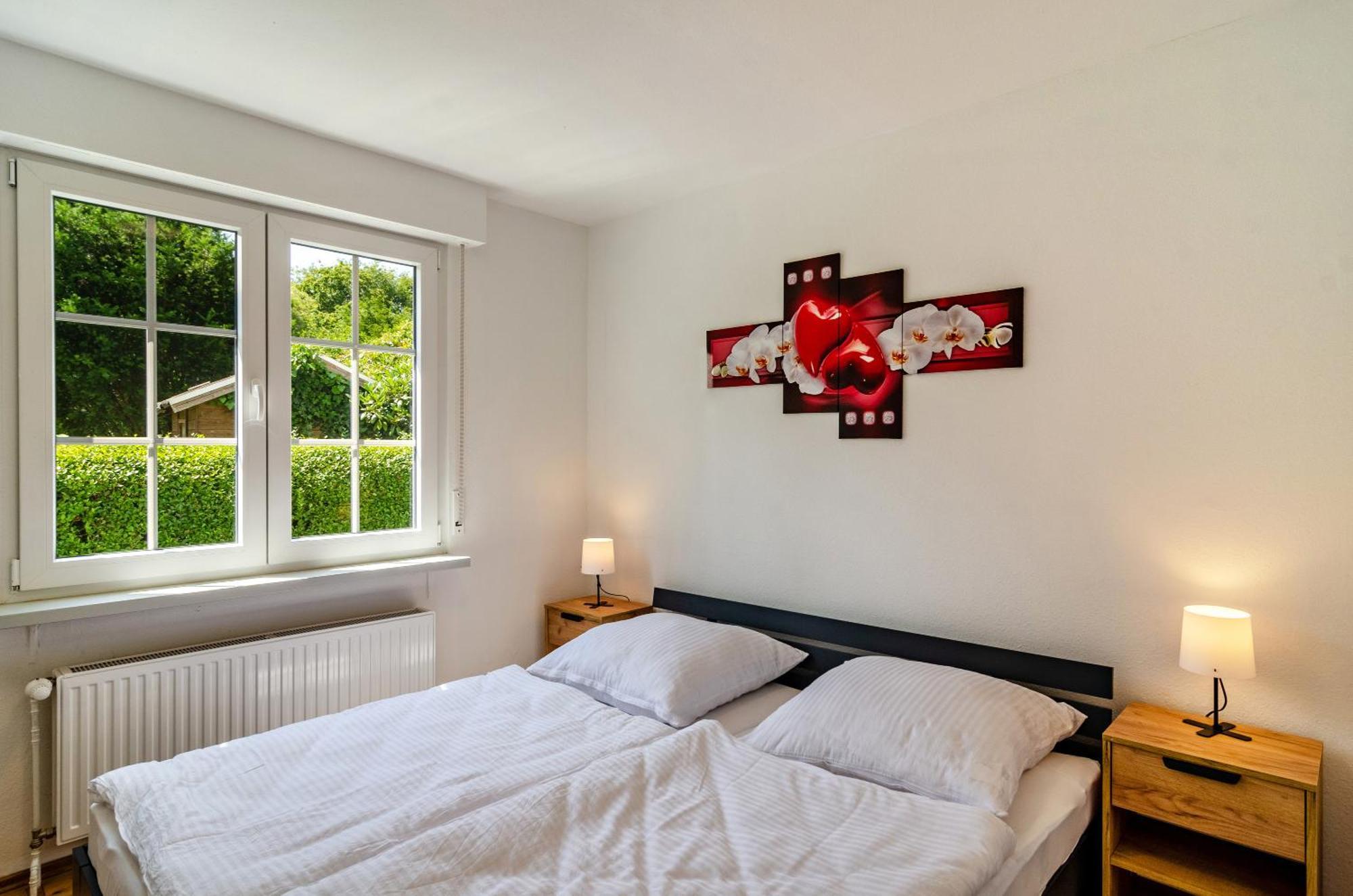 Ferienhaus Sonnenschein - Wohnung 1 Norden Exterior foto